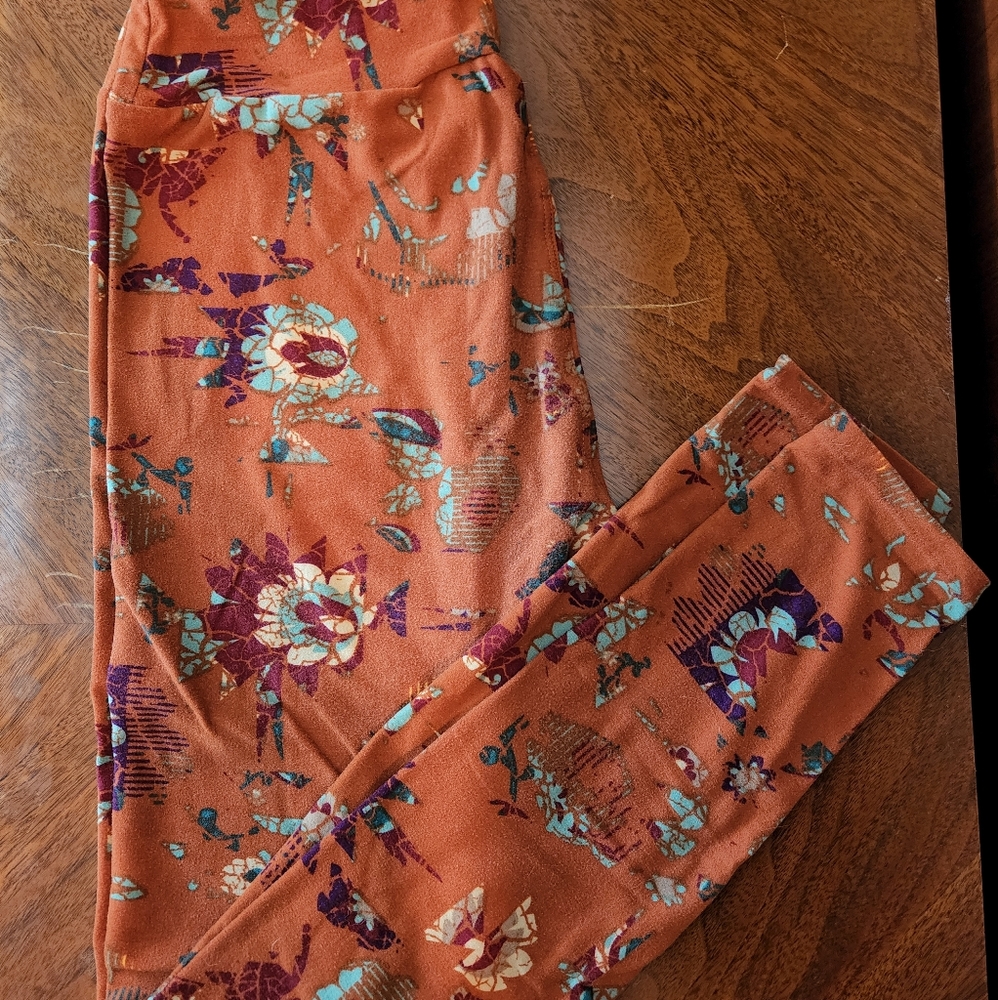 LuLaRoe One Size Leggings | Burnt Orange with Cracked Mosaic Pattern | size: OS